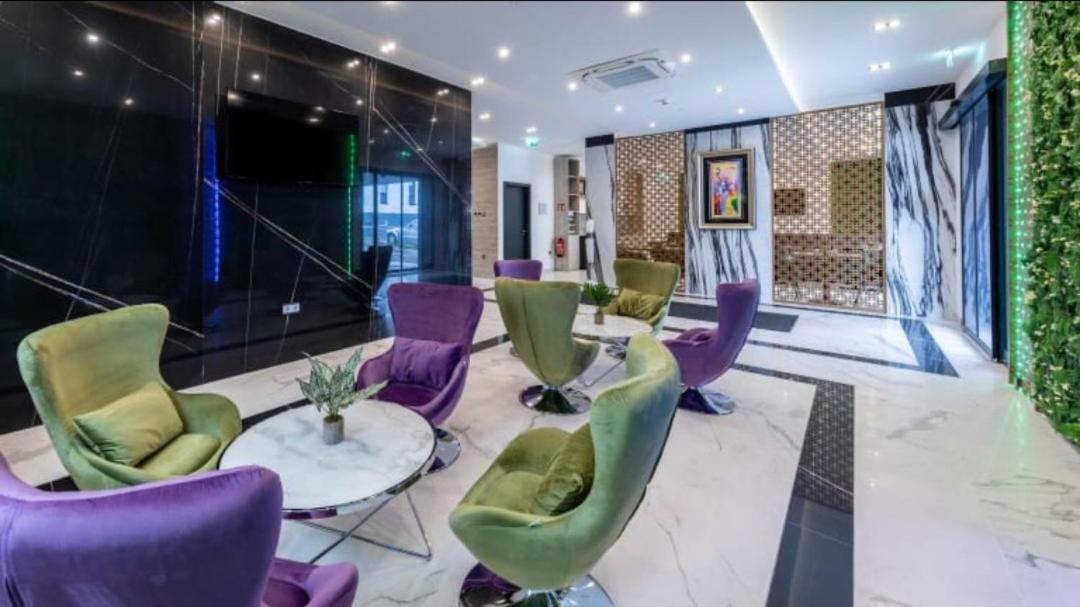 Hotel Business Bay Das Ehemalige Staycation Hotel Sindelfingen Exteriér fotografie
