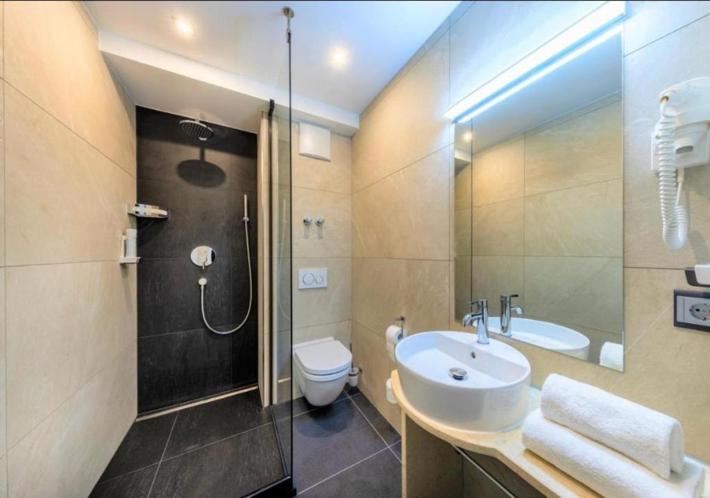 Hotel Business Bay Das Ehemalige Staycation Hotel Sindelfingen Exteriér fotografie